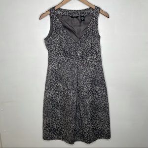 New York & Company Gray circle printed dress